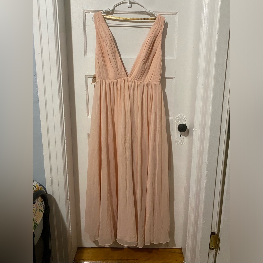 NWT Fame and Partners Peach Sleeveless Grecian Gown